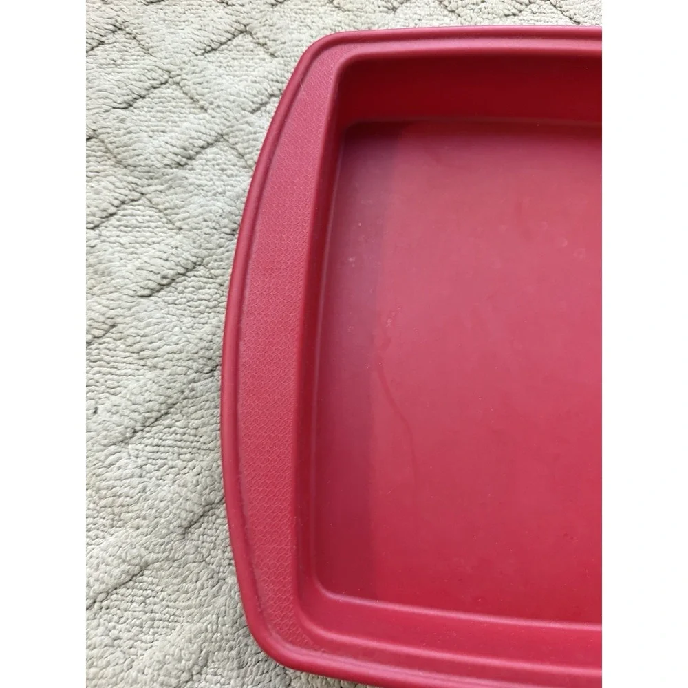 KITCHENAID RED SILICONE SQUARE CAKE PAN Non-Stick